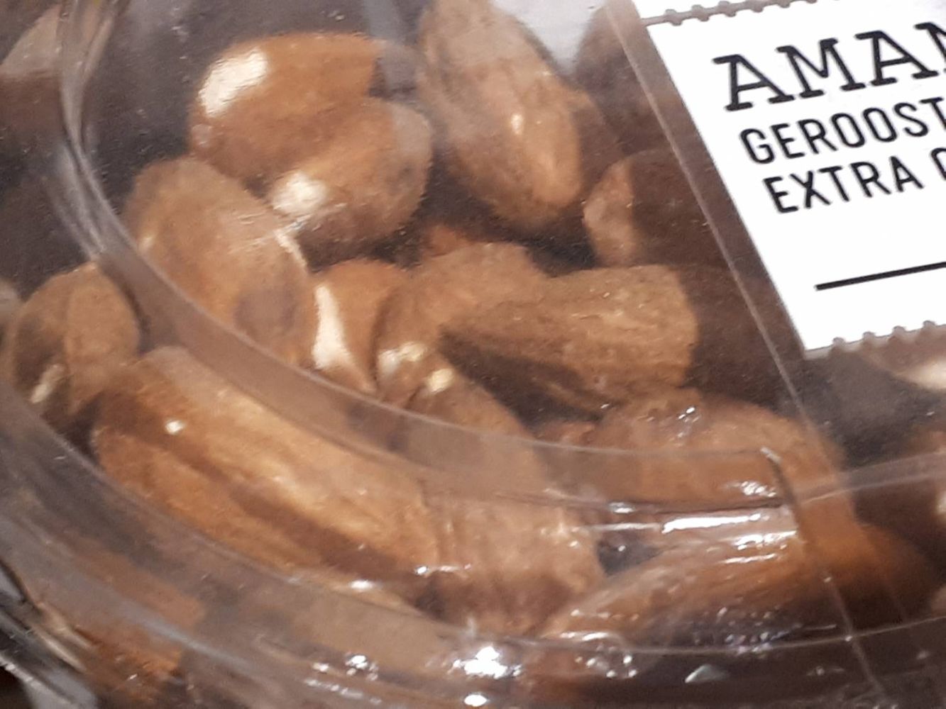 Crops image, , origin: , , Prunus dulcis - Almond